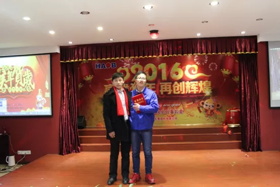 优秀新员工-----张俊